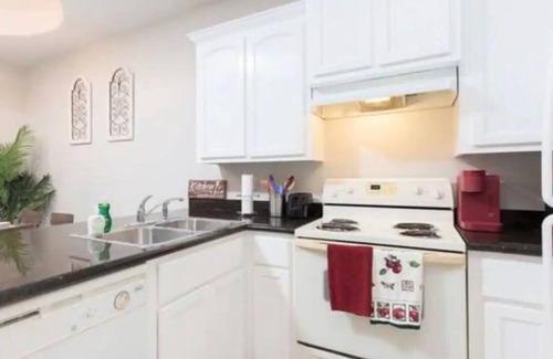 Edinburg Apartment | Perfect place to stay!