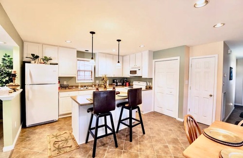 Historic Oakwood House | Perfect Private Getaway Near Downtown Raleigh!