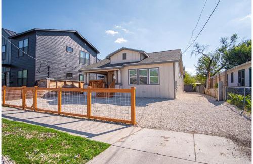 Denver Heights House | Perfect Spot to Relax 4BR3BA Near DTown Hemisfair