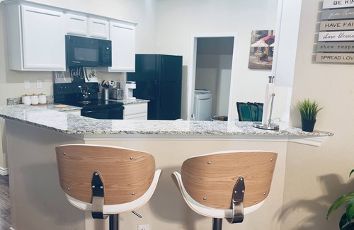 Killeen House | Perfect townhome with AC in charming Killeen 10 mins from Ft Cavazos