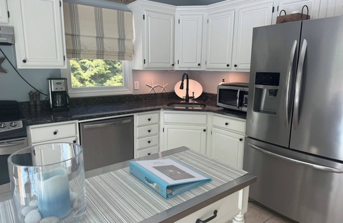 Charlestown House | Perfect vacation home! Close to Beach with beach chairs! Reviews say it all!