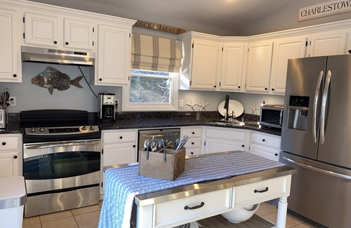 Charlestown House | Perfect vacation home! Close to Beach with beach chairs! Reviews say it all!