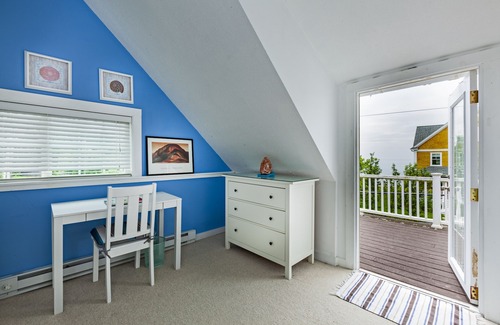 Clinton Cottage | Perfect Water View Year-Round Cottage!