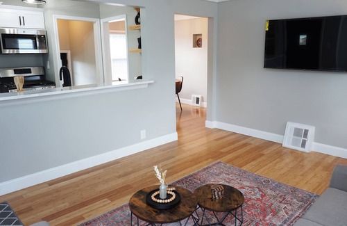 Royal Oak House | Perfectly Located Modern Home