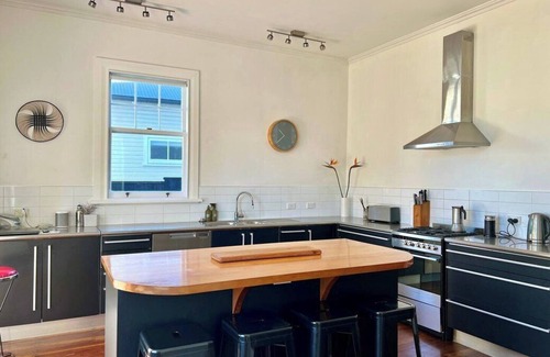 Devonport House | Perfectly spacious, modern living with a spa.