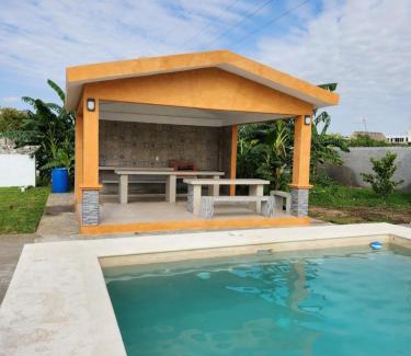Campeche House | Pergola´s Road House