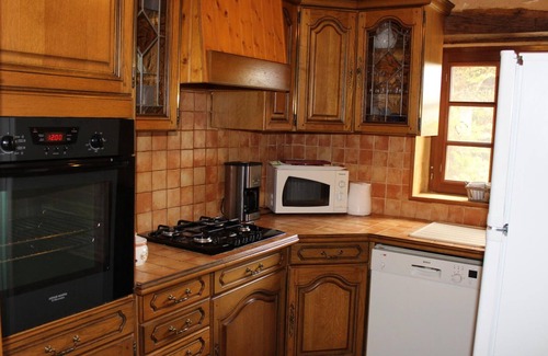 Naussannes Cottage | Périgord cottage with shared pool, fireplace and pets allowed near Bergerac