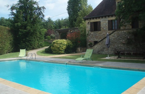 Plazac House | PERIGOURDINE STONE HOUSE CLASS 3 * GREEN FRAME WITH PRIVATE POOL.