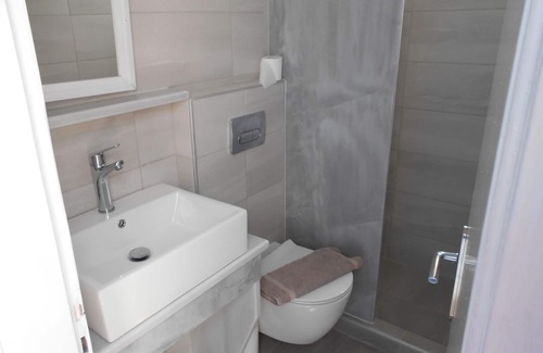 Emporio Hotel | Perissa Hotel