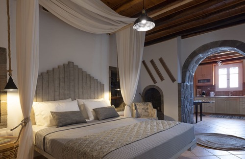 Adamas House | Perivolia Traditional Summer House 200m from Papikinos Beach