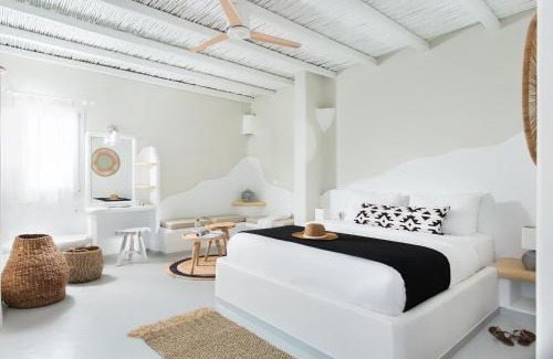 Apollonia House | Perla Suites - Delmar Collection