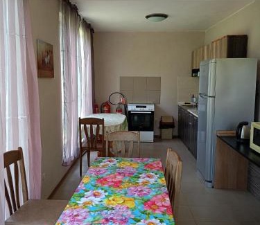 Stremtsi Resort | Perperеshka River Villas