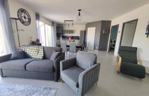 Saint-Romain-sur-Cher House | Perroquet & Koala 2 logements 10min du zoo de Beauval et proche château