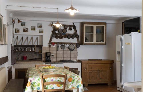 Mombaroccio House | Pescatore - big house for 12 people