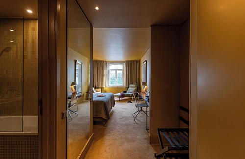 Campanha Hotel | Pestana Palacio do Freixo, Pousada & National Monument - The Leading Hotels of the World
