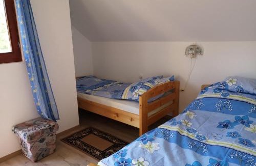 Balatonmariafurdo Apartment | Petőfi 4