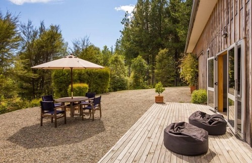 Mapua Cottage | Pet, Child and ECO Friendly Holiday Home