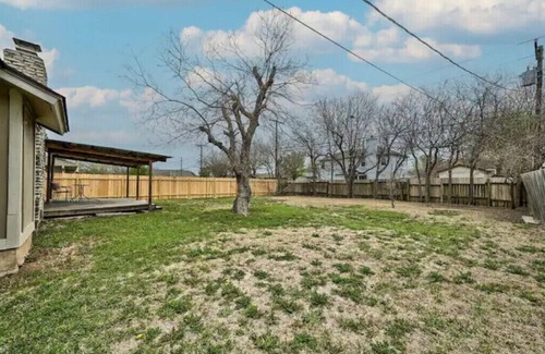 Greenslopes At Lake Creek House | Pet- & family-friendly home less than a mile from central Round Rock attractions