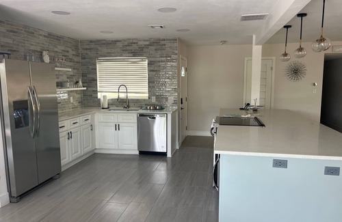 Seacoast Shores House | Pet Friendly Space Coast Oasis - Walk to beach!