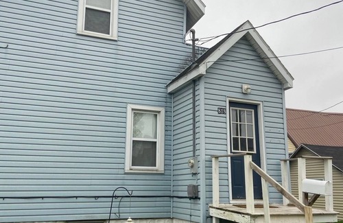 Sault Ste. Marie House | Pet friendly 3-bedroom duplex near downtown in Sault Ste. Marie, Michigan