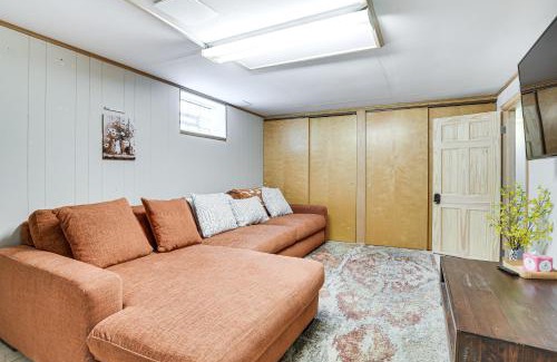 Evanston House | Pet-Friendly Abode, 2 Mi to Dtwn Evanston!