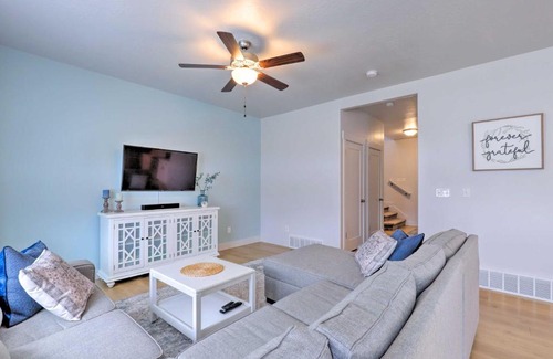 American Fork House | Pet-Friendly American Fork Home with Mtn Views!