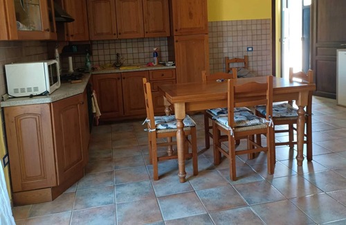 Tempio Pausania Apartment | Pet-Friendly Apartment Casa Antonia with Mountain View & Wi-Fi