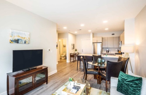Fairfield Apartment | Pet Friendly Apartment Downtown