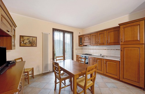 San Bartolomeo Apartment | Pet Friendly Apartment 'Belfast Agriturismo La Scuderia' with Wi-Fi