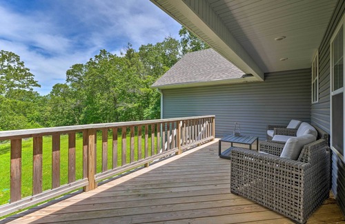 Bella Vista Cottage | Pet-friendly Bella Vista Home w/ Deck + Yard!