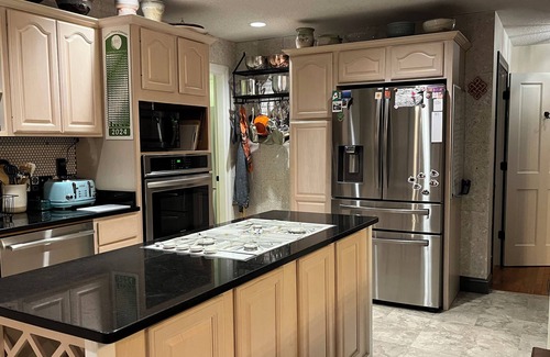 Bucksport House | Pet-friendly Bucksport gem with hot tub! One hour to Acadia NP! Sleeps 8!