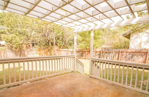 Brushy Creek House | Pet-friendly, Community Pools, Round Rock, Austin Cedar Park Georgetown Leande