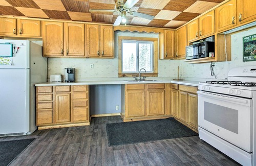 Crandon Cottage | Pet-friendly Crandon Vacation Rental Near Raceway!