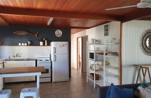Rainbow Beach House | Pet friendly, family home close to beach and shops