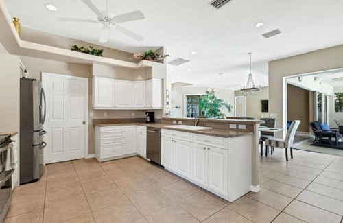 White Marsh House | Pet-Friendly Family Retreat w/pool & beach supplies for 8 near Gulf Beaches