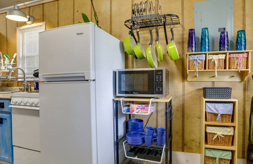 Perry Apartment | Pet-Friendly Gulf Coast Rental Near Keaton Beach!