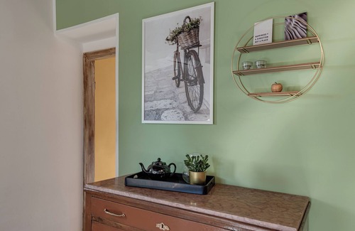 Greve in Chianti House | Pet-friendly Holiday Home 'Poggio Al Mandorlo' with Garden, Whirlpool & Wi-Fi