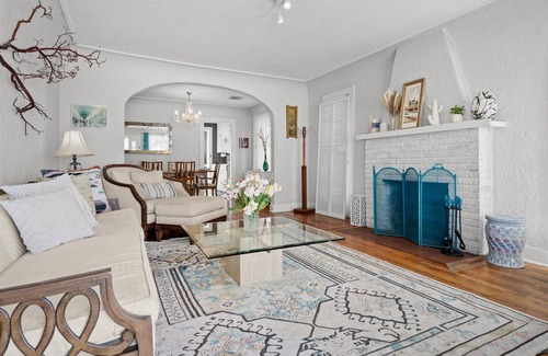 Coronado House | Pet-friendly historic Downtown Phoenix home w/ private yard, BBQ grill, and more