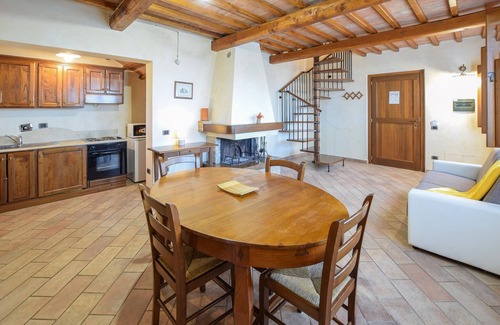 Magione House | Pet friendly home in Montebuono