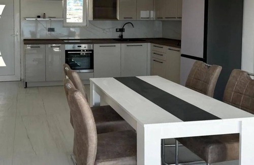 Rtina House | Pet friendly home in Razanac