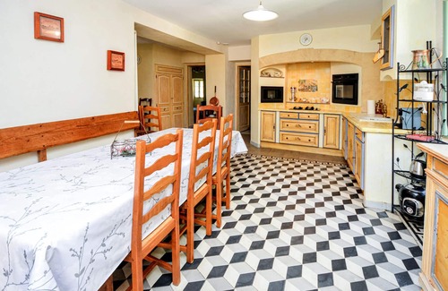 Baron House | Pet friendly home in Uzès