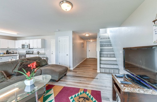 Florence House | Pet-Friendly Home w/Fenced Yard in Florence!