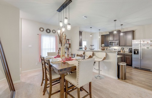 Manor House | Pet-Friendly Home w/Fenced Yard in Manor
