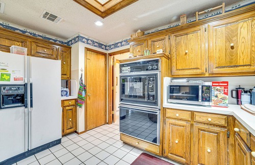 Allen House | Pet-Friendly Home w/Pool - 8 Mi to Central Plano!