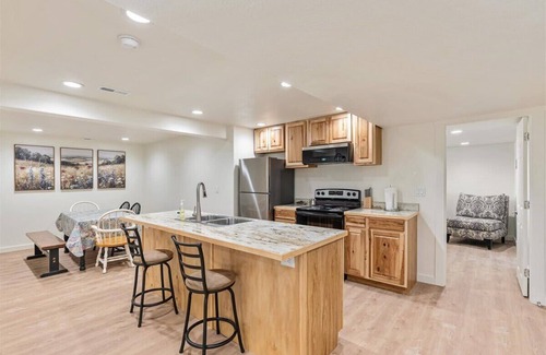North Ogden House | Pet Friendly, Hot Tub & Fully Fenced Backyard!