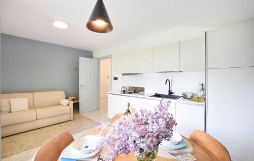 Borgofranco d'Ivrea Apartment | Pet Friendly Apartment