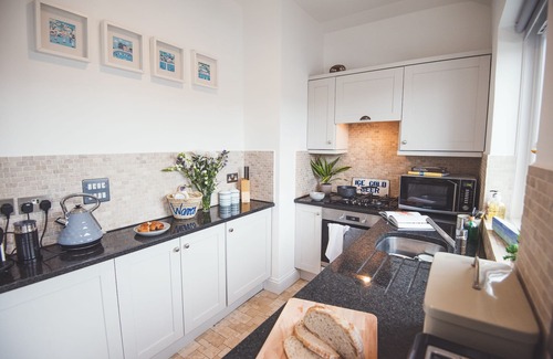 Stoke Fleming Apartment | Pet-friendly Kid-friendly Duplex Apartment Private Terrace, Parking, & Sea-views