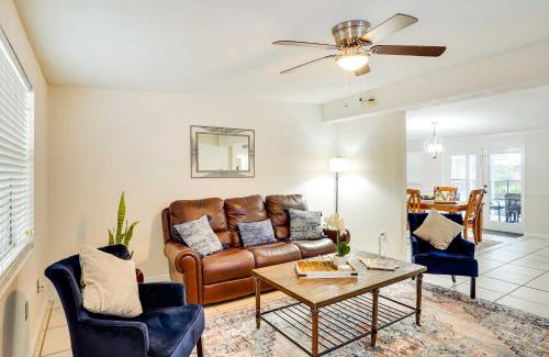 Lake Somerset House | Pet-Friendly Lakeland Escape with Private Pool!