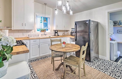 Lodi Apartment | Pet-Friendly Lodi Abode - Patio, Near Fishing
