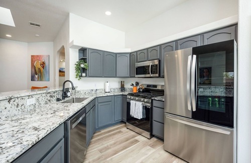 Las Cruces House | Pet Friendly Luxury Retreat W/Heated Pool & Spa